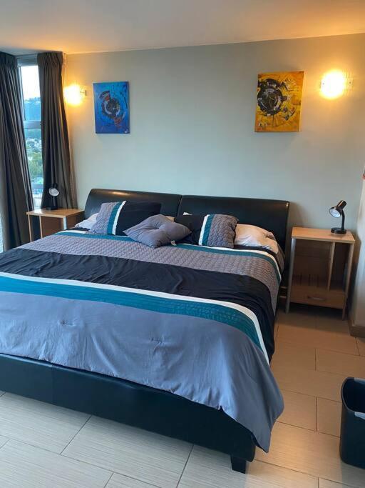2 Rooms, 1 King Size Bed, 64" Smart Hdtv Guatemala City Екстериор снимка