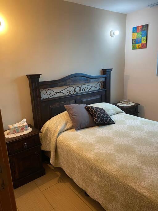 2 Rooms, 1 King Size Bed, 64" Smart Hdtv Guatemala City Екстериор снимка