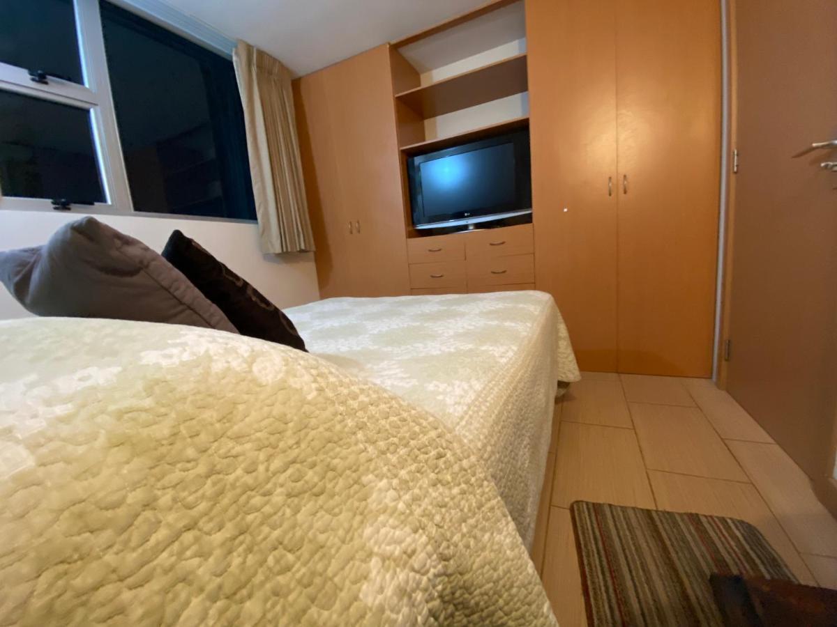 2 Rooms, 1 King Size Bed, 64" Smart Hdtv Guatemala City Екстериор снимка