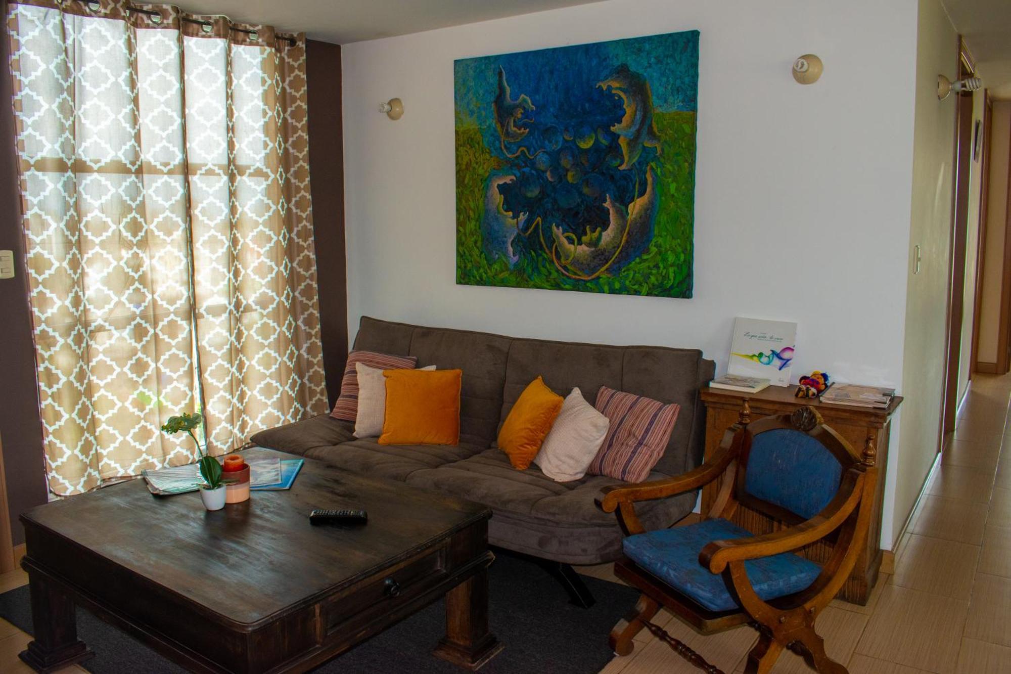 2 Rooms, 1 King Size Bed, 64" Smart Hdtv Guatemala City Екстериор снимка